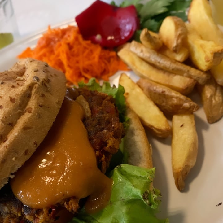 review photo of Mi Dulce Jacalito Hamburguesa shared by @bsmv on 24 May 2021 - review