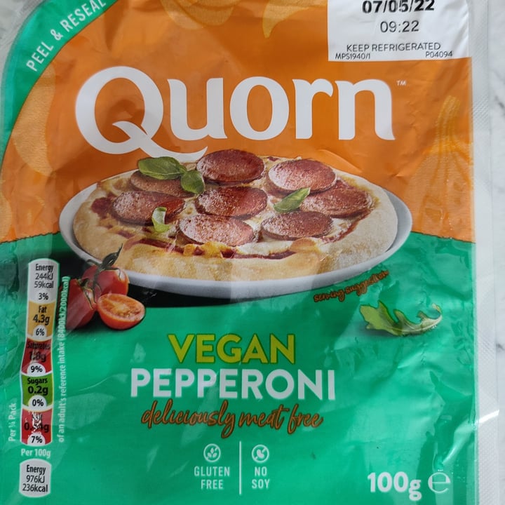 photo of Quorn Vegan pepperoni shared by @erikavidal on  14 May 2022 - review