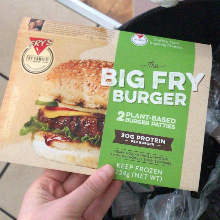 photo of Fry's Family Food The Big Fry Burger shared by @meauwmari on  14 Jun 2020 - review