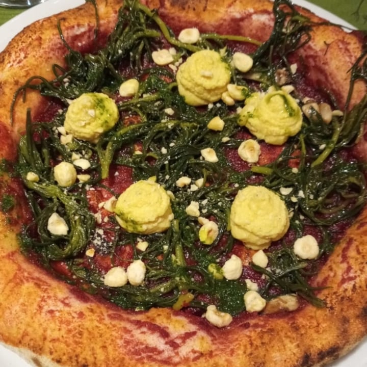 photo of Il Rovescio Pizza Viola shared by @chiaramisa61 on  13 Apr 2022 - review