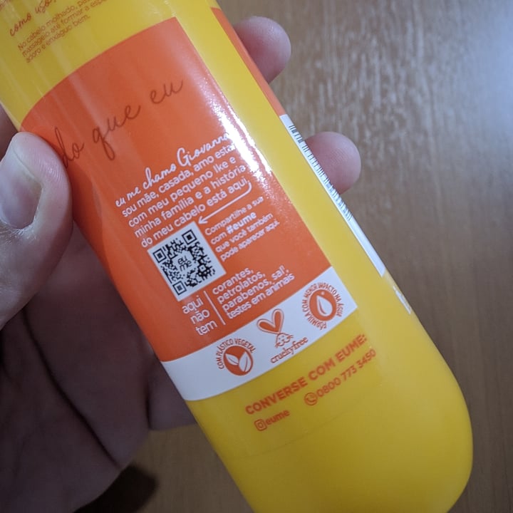 photo of Eu me Shampoo cabelos lisos shared by @karinacarvalhog on  06 Aug 2022 - review