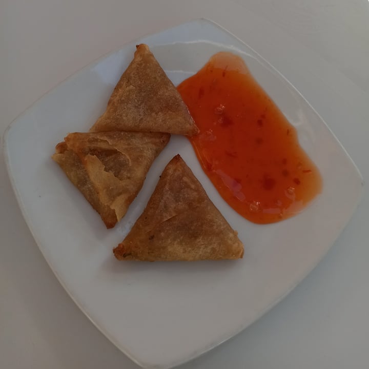 photo of El Vividero Samosas shared by @mswinter on  25 Oct 2020 - review
