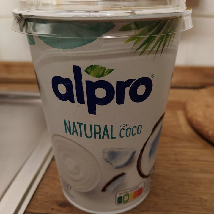 photo of Alpro Natural Con Coco Yogurt shared by @marinasnchez on  17 Jul 2021 - review