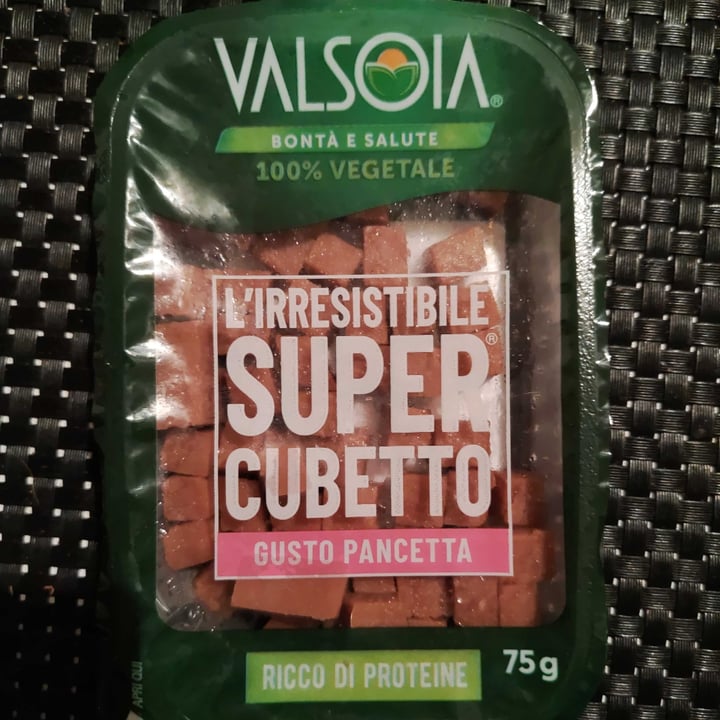 photo of Valsoia L'irresistibile super cubetto - gusto pancetta shared by @saartje84 on  04 Dec 2022 - review