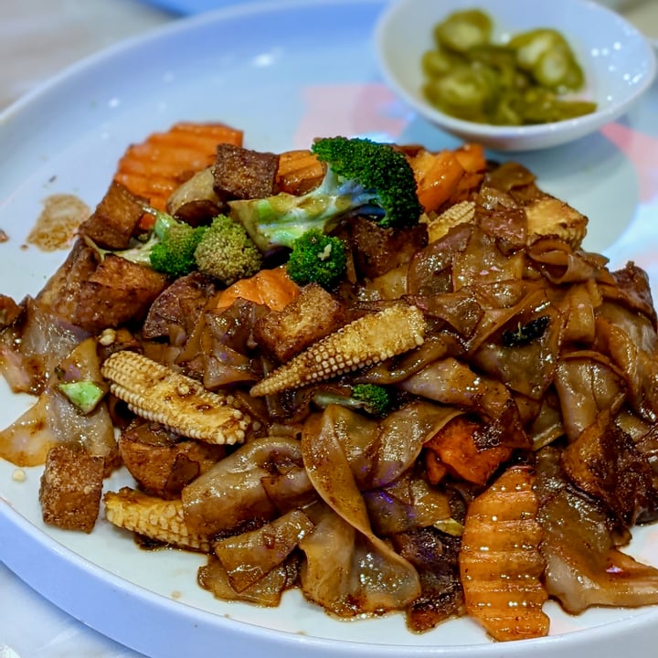 photo of Bangkok Jam Great World City Stir-fried Kway Teow with OnlyEg shared by @xinru-t on  09 Aug 2022 - review