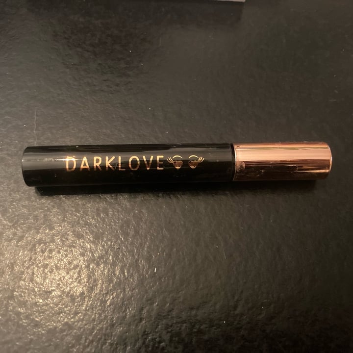 photo of Clio Makeup Darklove mascara shared by @valetessen on  11 Jul 2022 - review