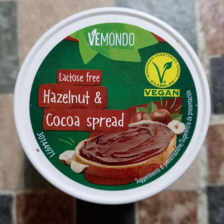 photo of Vemondo lactose free hazelnut & cocoa spread shared by @melo66 on  17 Feb 2022 - review