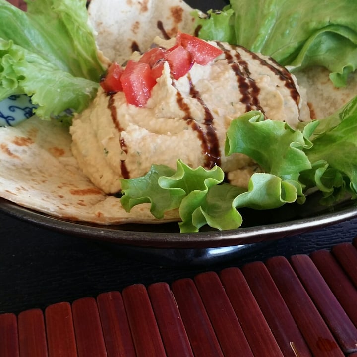 photo of Veganda Hummus shared by @sofiamasini on  07 Aug 2021 - review