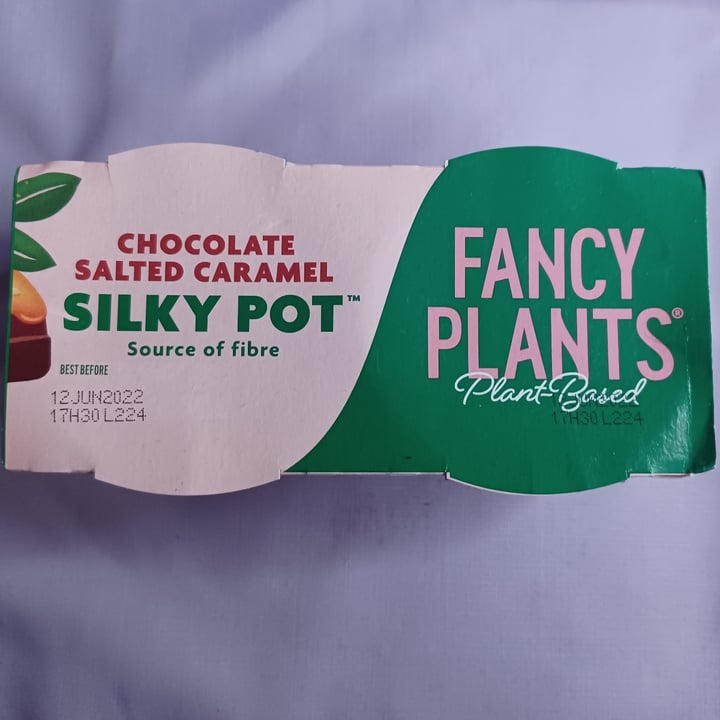 review photo of Fancy Plants Chocolate Salted Caramel Silky Pot shared by @thornxvx on 07 Dec 2021 - review