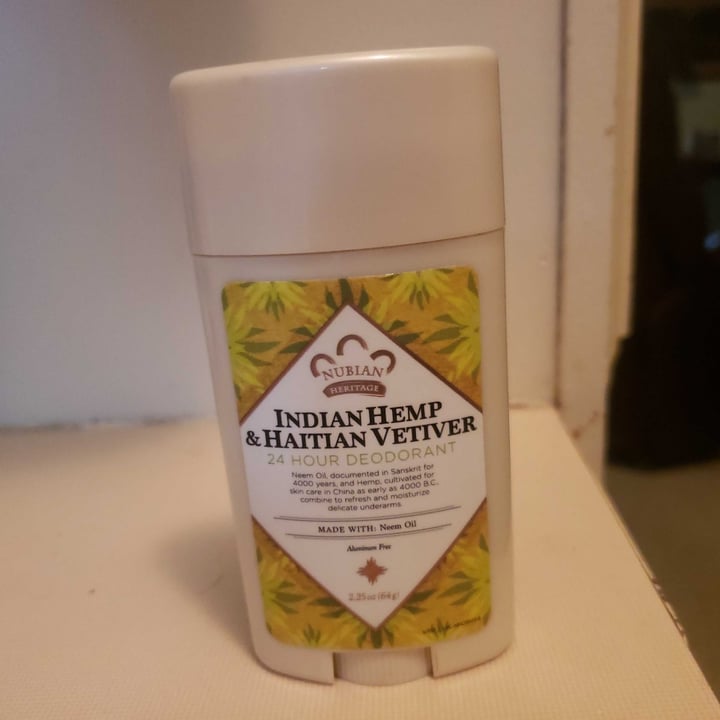 photo of Nubian heritage Indian Hemp And Haitian Vetiver  24 Hr Deodorant shared by @amakarick on  29 Aug 2021 - review