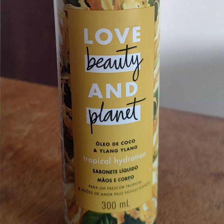 photo of Love Beauty and Planet Beauty & Planet Óleo De Coco & Ylang Ylang shared by @marianarevoredo on  06 May 2022 - review