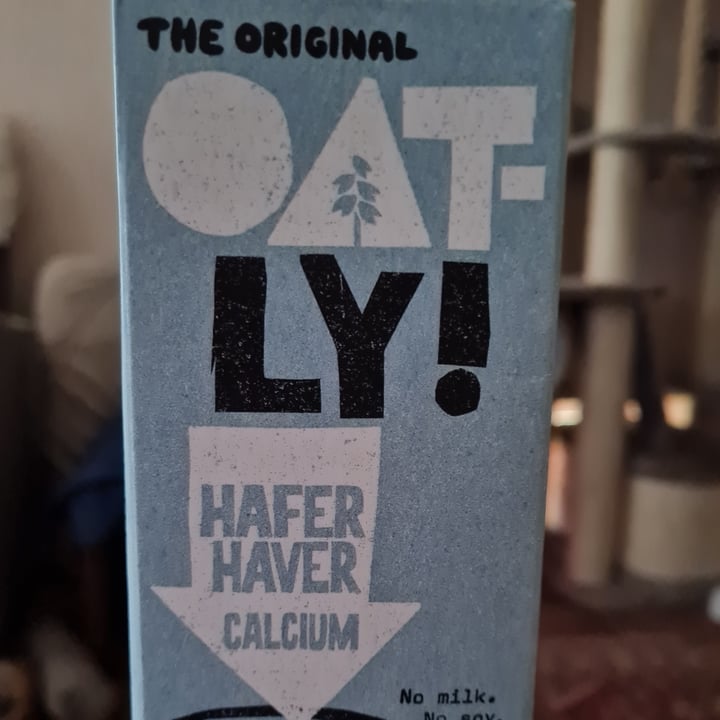 photo of Oatly Hafer Haver Calcium Drink shared by @dejanster on  14 Jun 2022 - review