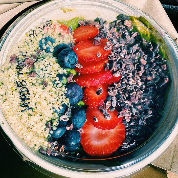 photo of Green Press Matcha Love Smoothie Bowl shared by @elysesimpson on  07 Mar 2021 - review