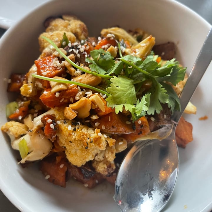 photo of SŌW Plated maple sweet chili cauliflower shared by @sgerber33 on  20 Jul 2022 - review