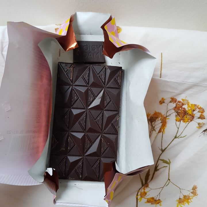 photo of Doisy & Dam 70% dark chocolate, goji and orange shared by @marthsalt on  28 May 2020 - review