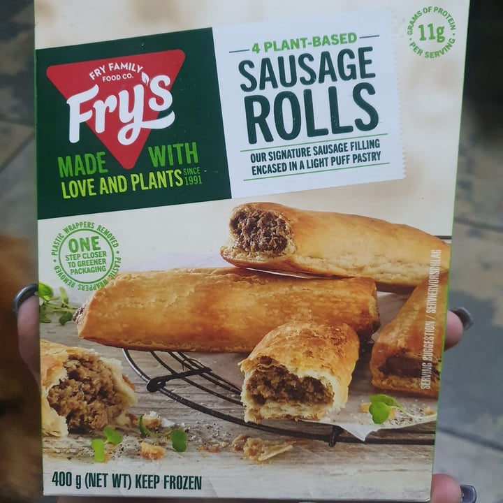 review photo of Fry's Family Food Sausage Rolls shared by @michaelakirsten on 10 Jun 2021 - review
