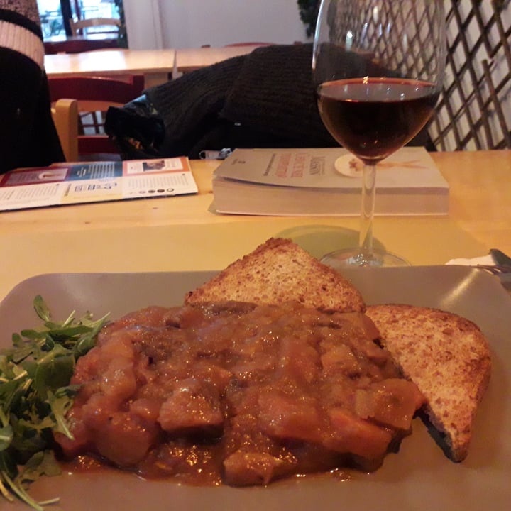 photo of Il Vegano - Firenze Lasagna Al Ragù Di Seitan shared by @ritaire on  26 Jan 2022 - review