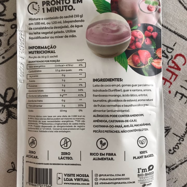 photo of puravida Coco Yogurt Frutas Vermelhas  shared by @emiliaaguiar on  13 May 2022 - review