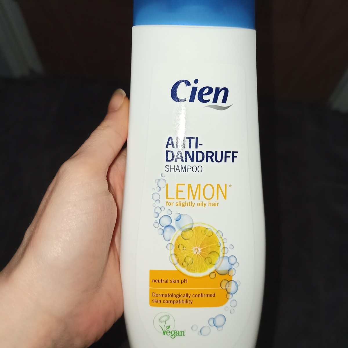 Cien Anti-Schuppen Shampoo Review | abillion