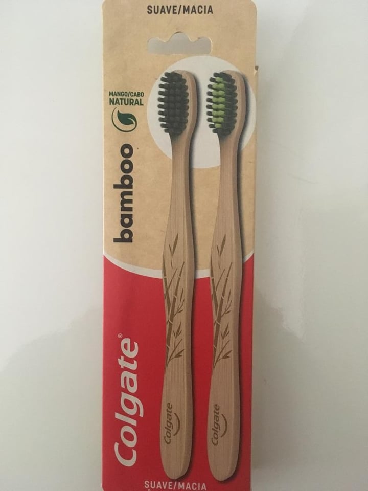 photo of Colgate Toothbrushes shared by @andreamoraes on  11 Jun 2022 - review