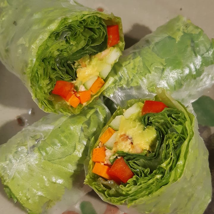 photo of Pi Vegetarian Saigon Summer rolls dip in peanut sauce shared by @floriance on  16 Nov 2020 - review