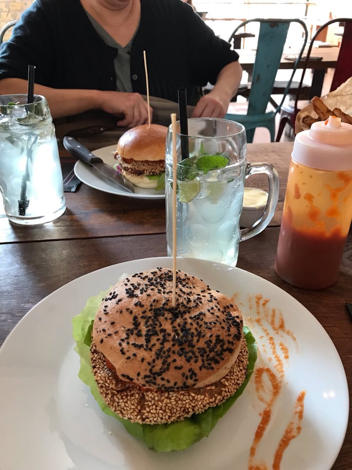 review photo of Østerbros originale Burgerrestaurant Vegan Burger shared by @emmat1234 on 09 Apr 2019 - review