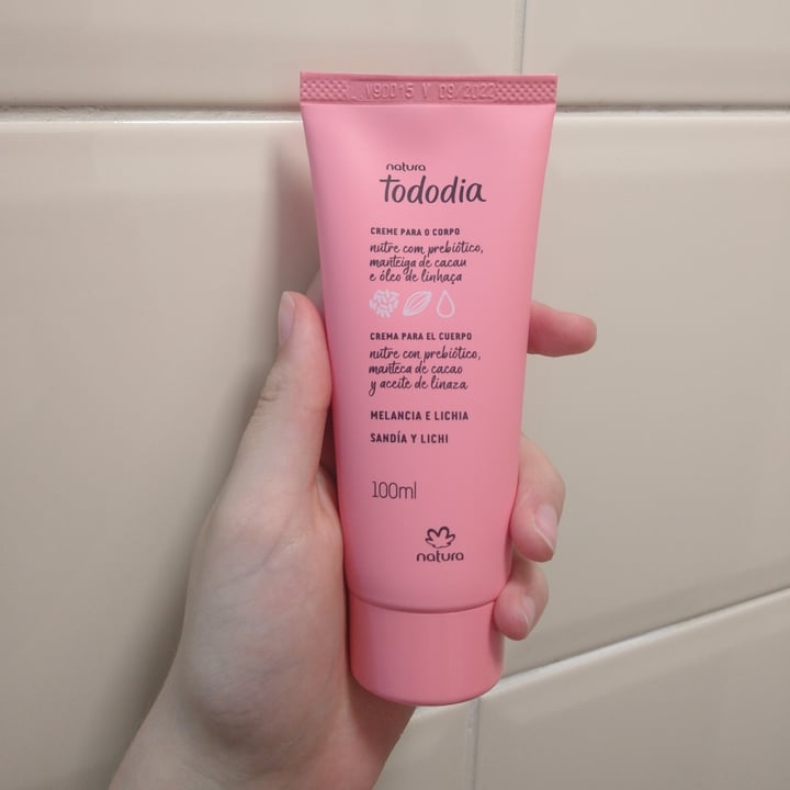 review photo of Natura Creme melancia e lichia shared by @lilyvz on 08 Nov 2021 - review