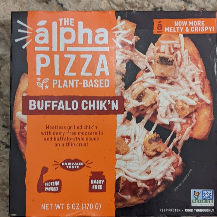 photo of Alpha Foods Buffalo Chik’n alpha Pizza shared by @veganviews on  02 Feb 2022 - review