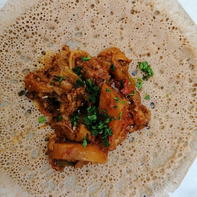 Photo of the dish “Bamia con Injera (Etiopia)”