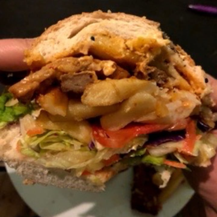 photo of Lekker Vegan Kloof Mixed Chickn and Beef Gatsby shared by @magdawrpa on  17 Jul 2020 - review