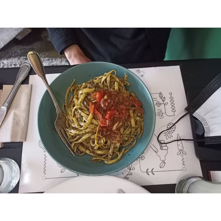 photo of Veggie Beans and Shakes Pasta bolognesa shared by @gissellearthling on  23 Mar 2022 - review