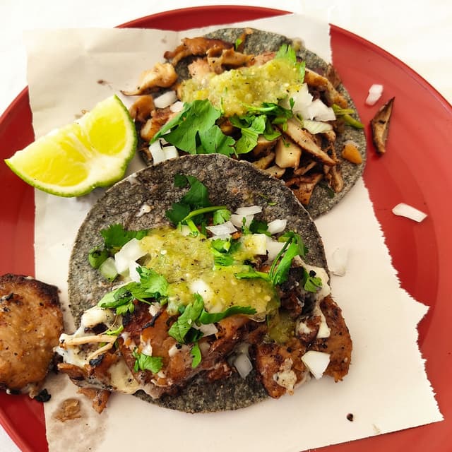 Photo of the dish “Taco arrachera y setas”
