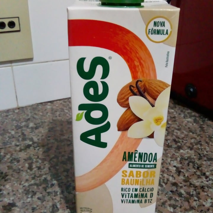 review photo of Ades Ades alimento de amendoas shared by @tacinhademel on 12 Sep 2022 - review