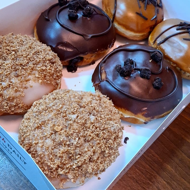 photo of Krispy Kreme Apple Custard Crumble shared by @lowrimoxo on  25 Jan 2022 - review