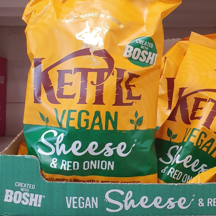 photo of Kettle Vegan Sheese & Red Onion shared by @abstrawn on  26 Jul 2020 - review