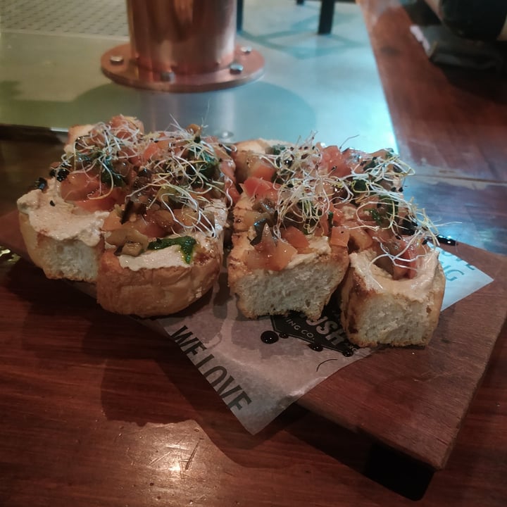 photo of Cervecería Manush Focaccia Pomodoro shared by @maferdiaz on  03 Jul 2022 - review