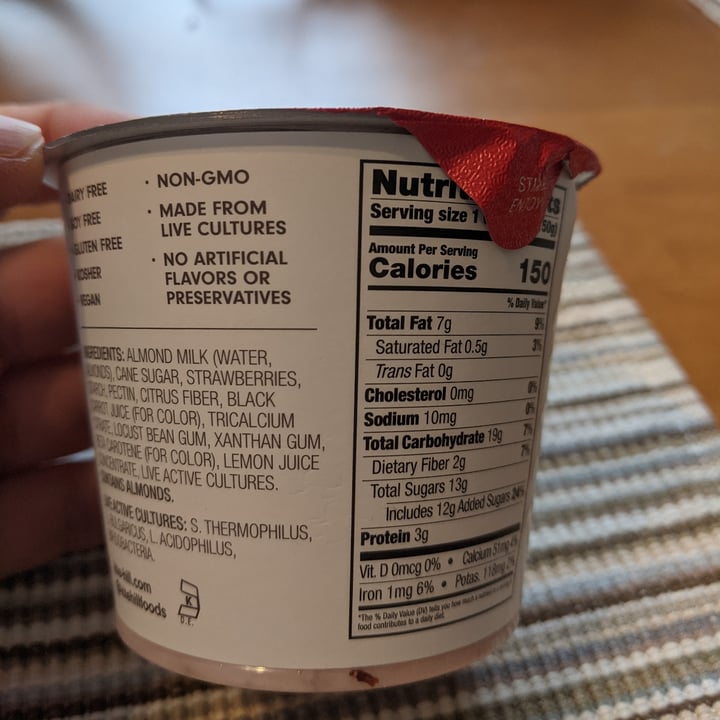photo of Kite Hill Strawberry Almond Milk Yogurt - Original shared by @jayvgn on  03 Jan 2021 - review