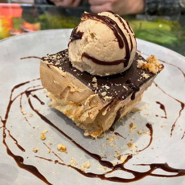 菜肴“Tarta ferrero rocher”的照片