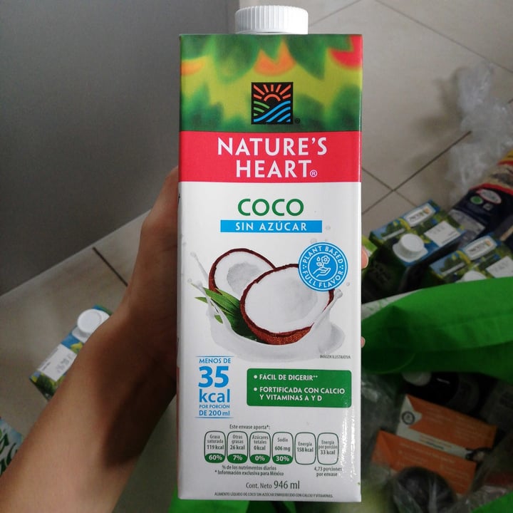 photo of Nature's Heart Bebida de coco shared by @karenmf95 on  01 Aug 2020 - review