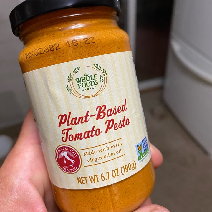 photo of Whole Foods Market Plant based tomato pesto shared by @wendyatoddmaninn on  27 May 2022 - review