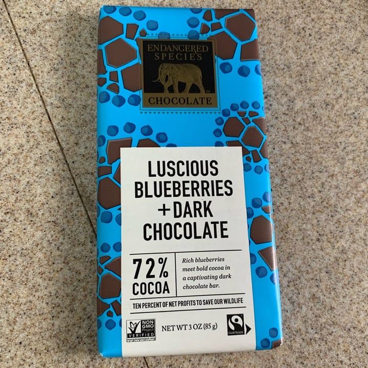 photo of Endangered Species Chocolate Luscious Blueberries + Dark Chocolate shared by @allhess on  29 Nov 2022 - review