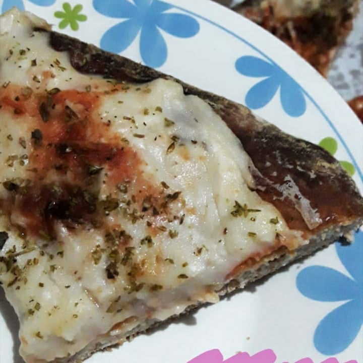 photo of Lontano Pizza Pizza De Murazzella Vegana shared by @paula1734 on  09 Jun 2020 - review