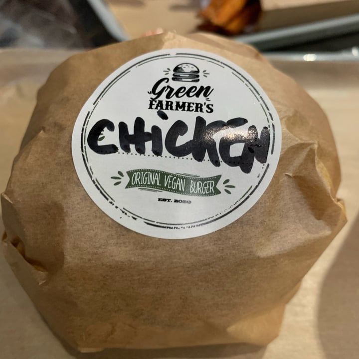 photo of Green Farmer's Paris 09 Chicken Burger shared by @megmatt on  08 Mar 2022 - review