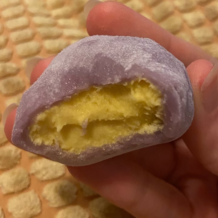 photo of Little Moons Passionfruit and Mango Mochi shared by @emilycalderwood on  20 Nov 2021 - review