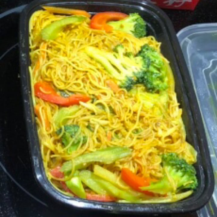 photo of Asia Wok Singapore Noodles shared by @ethicalehme on  24 Nov 2021 - review