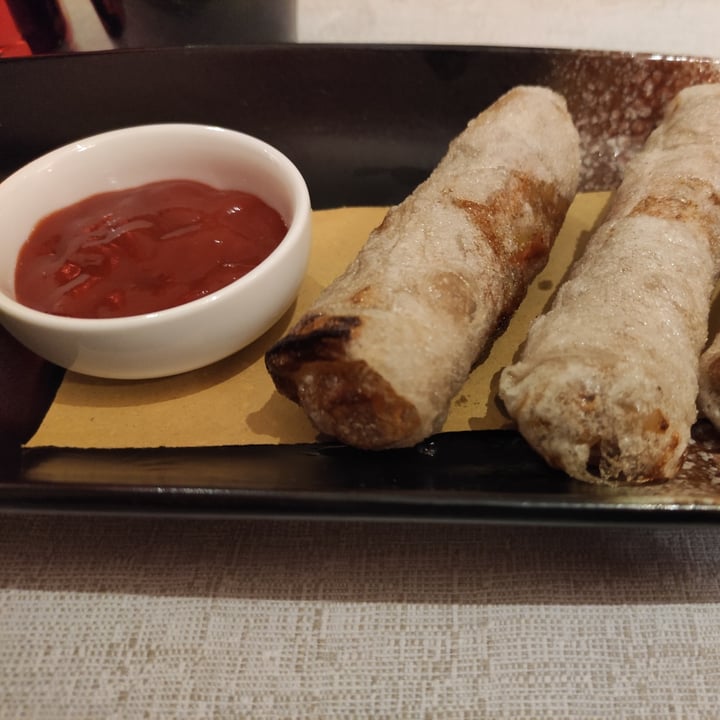 photo of Amaranto Ristorante Spring roll shared by @giuliacocoesp on  15 Feb 2022 - review