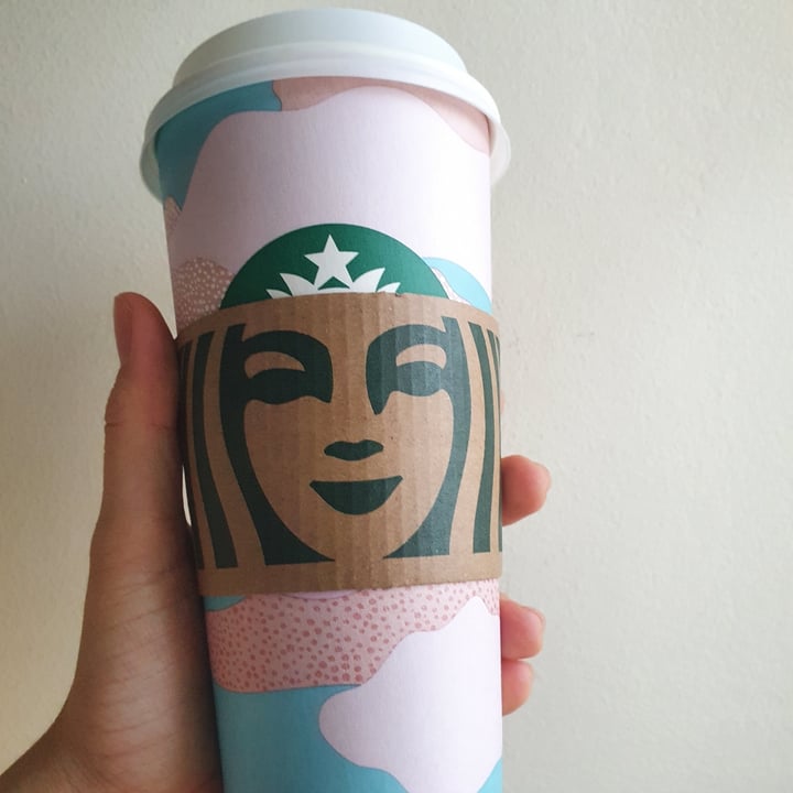 review photo of Starbucks Matcha Latte W/ Oat Milk shared by @alleyy on 08 Apr 2021 - review
