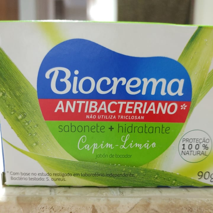 photo of sabonete antimicrobiano biocrema sabonete antimicrobiano biocrema capim limão shared by @wilza on  12 Jun 2022 - review