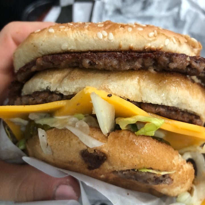 photo of SMASHED The Vegan Big Shmacc shared by @nenermind on  27 Jun 2022 - review