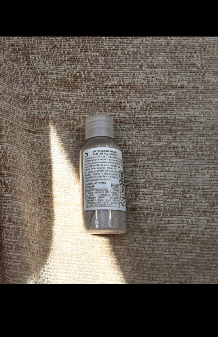 photo of Yves rocher Polvo exfoliante shared by @sanag13 on  14 Apr 2020 - review